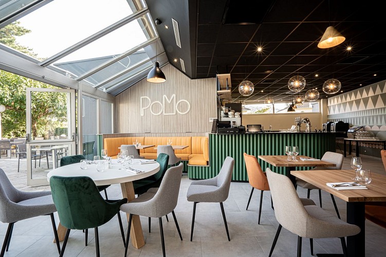 PoMo Hôtel & Restaurant