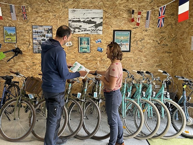 location-velos-juno-velo-saint-aubon-sur-mer-credit-orane-trinite (1)