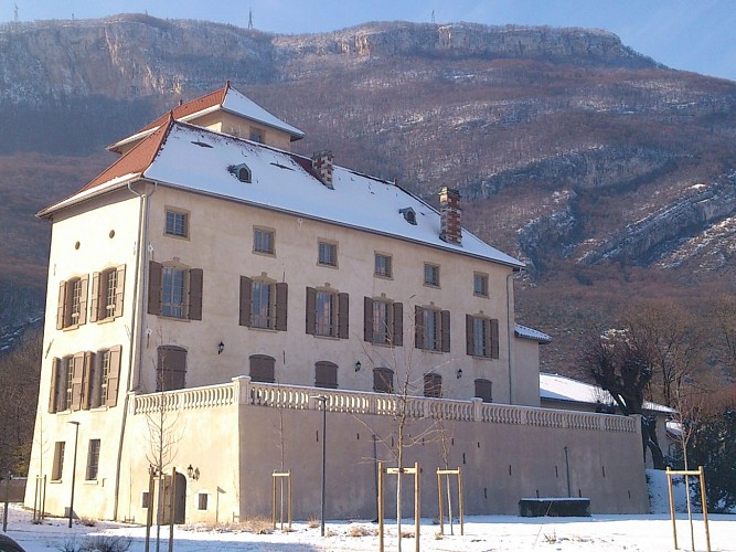 AppartHotel Tempologis - Chateau de la Rochette