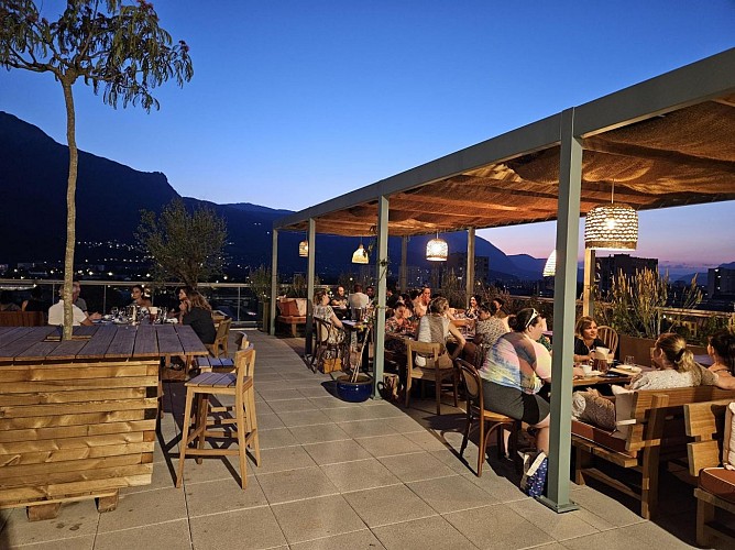 Canopy - Bistrot Perché