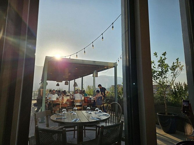 Canopy - Bistrot Perché