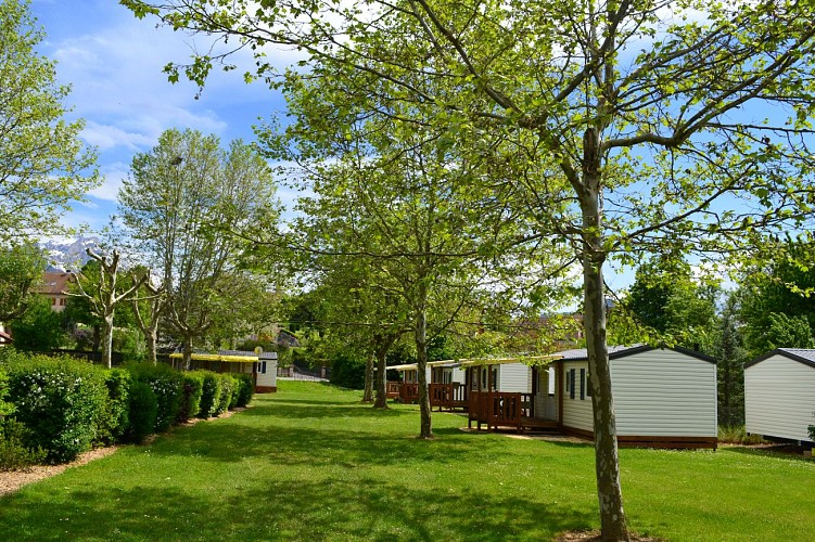 Camping Pré Rolland Tentes et Lodges