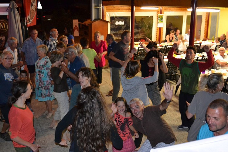 Camping Pré Rolland Tentes et Lodges