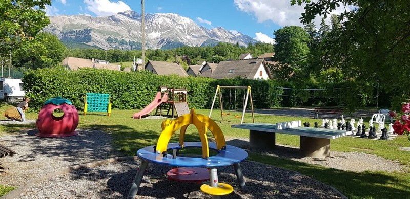 Camping Pré Rolland Tentes et Lodges