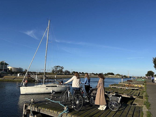 balade-velo-courseulles-sur-mer-velomaritime-plaisance-deux-roues-credit-mathilde-lelandais (30)