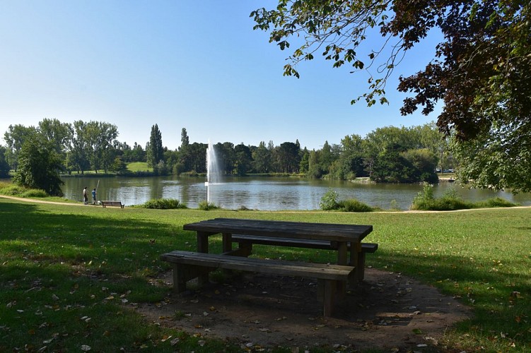 AIRES DE PIQUE-NIQUE DU PARC PAYSAGER