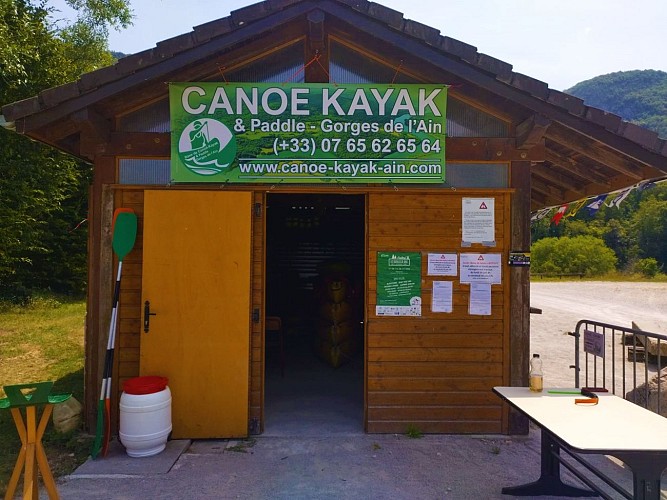 Canoë-kayak dans les gorges de l'Ain depuis Thoirette