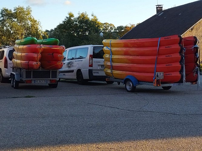 Canoë-kayak dans les gorges de l'Ain depuis Thoirette