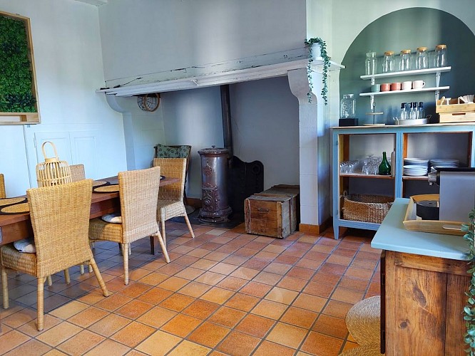 Gite Laforge salle à manger