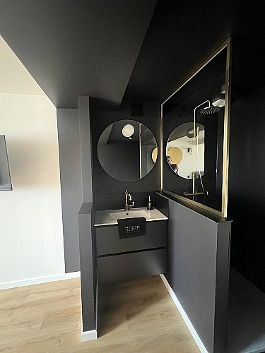 argentonnay-gite-le-bijou-salle-de-bain