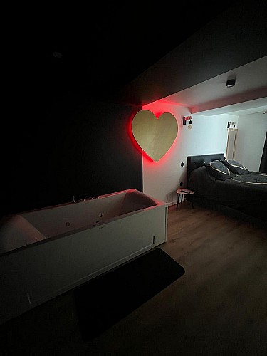 argentonnay-gite-le-bijou-chambre