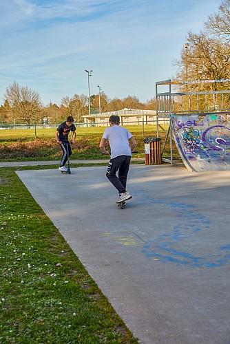 SKATE PARK