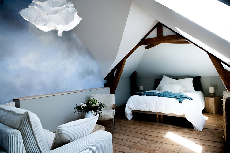 Chez Agnès, Chambre l'air, Naïade Plante (2)