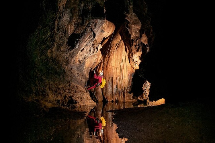 Source souterraine en Sainte-Baume