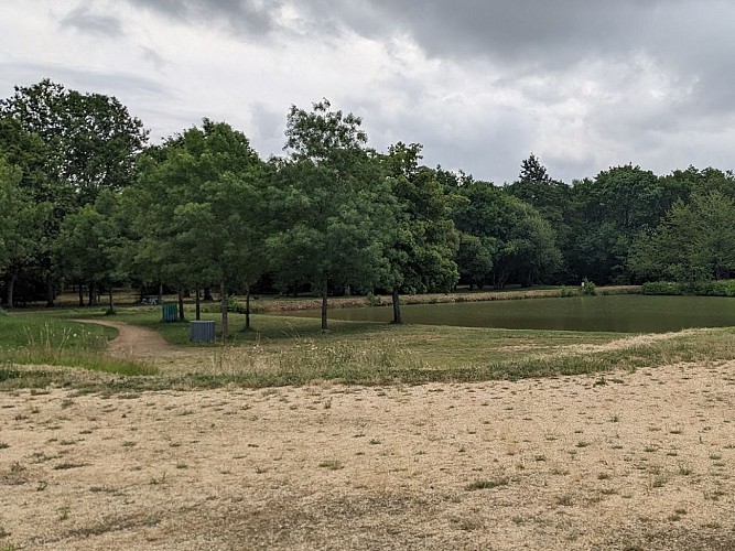 Aire de pique-nique Parc de la Barbotine au Fuilet