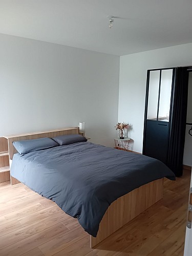 MEUBLE POUR 6 PERSONNES