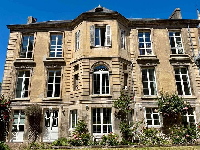 Façade depuis le jardin