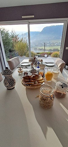 CH-vue-du-lac-villerslelac (7)