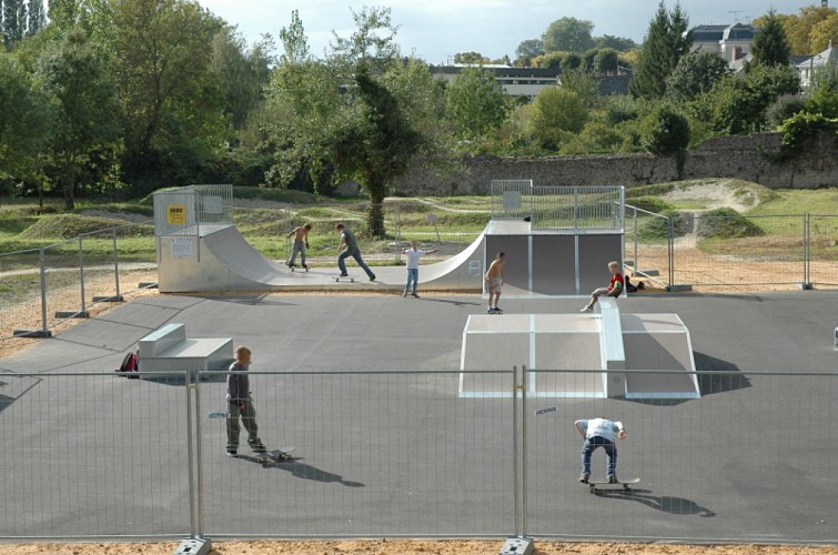 Skate park à Baugé