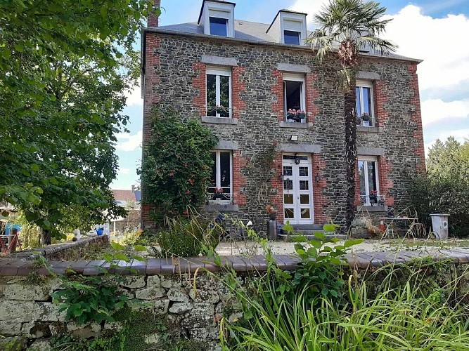 80169ffd-bf00-4e52-ae29-38e94adbe2b61