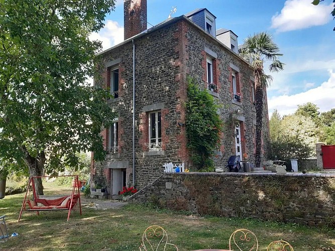 c39b6a7b-a2d7-46ed-ba64-c90db2421d6c