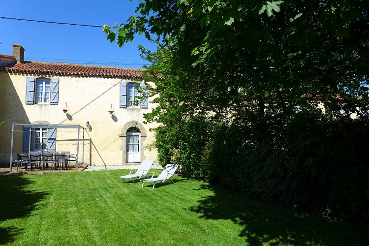 GITE LA FRAPPERIE - LES CASTILLES