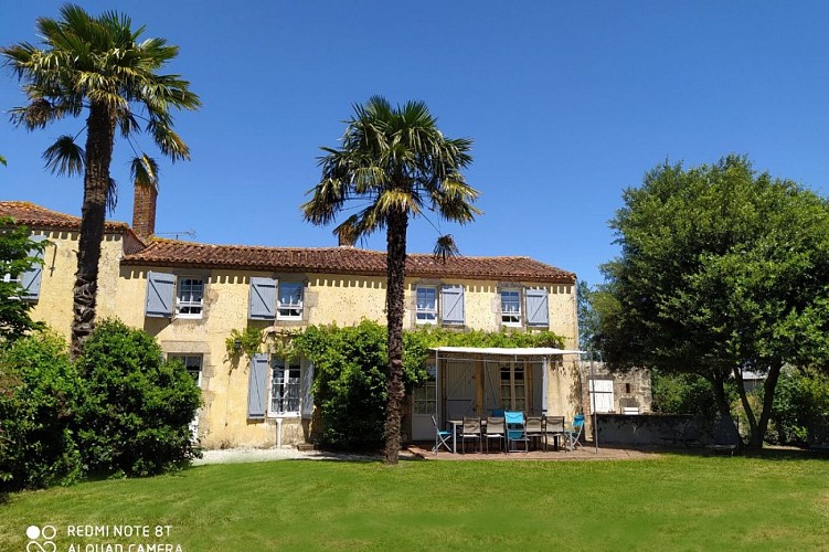 LA FRAPPERIE - GITE LES METIVES