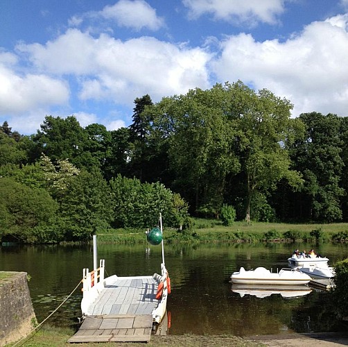 BASE DE LOISIRS - CAMPING DU BAC MÉNIL