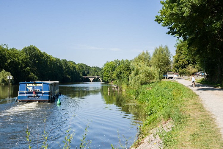 BATEAU-PROMENADE "LA MEDUANA"