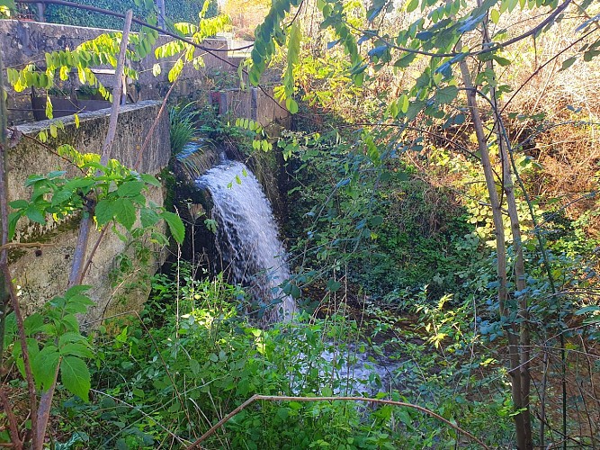 Déversoir de la Savasse