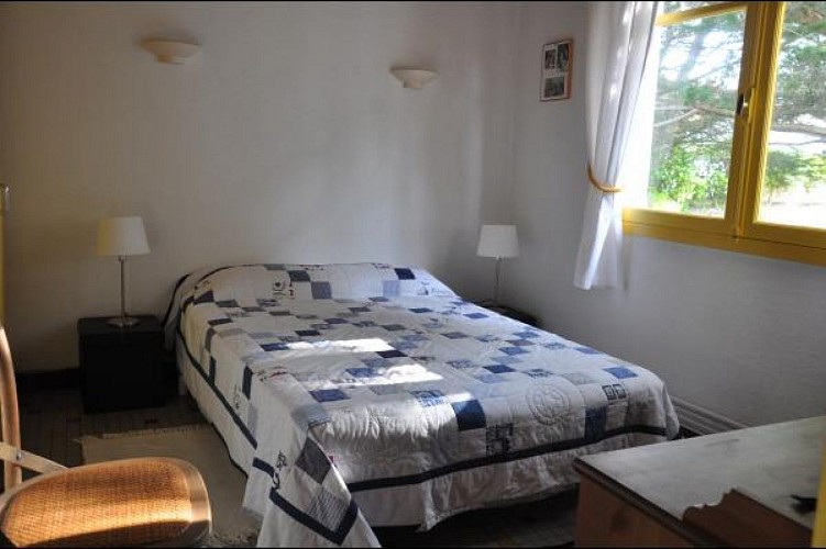 Les Grillons .Maison de vacances à 100m de la plage de la Parée