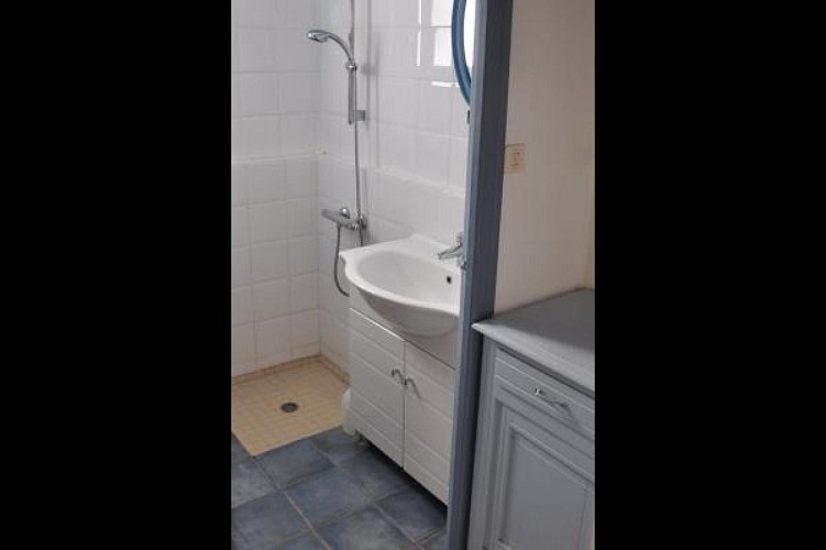 Les Grillons .Maison de vacances à 100m de la plage de la Parée