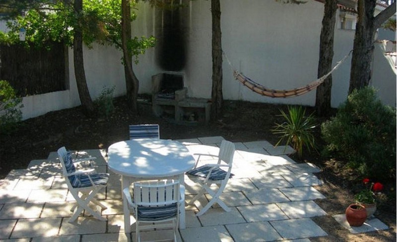 Les Grillons .Maison de vacances à 100m de la plage de la Parée