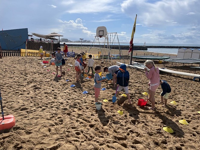 CLUB DE PLAGE  LES CORSAIRES
