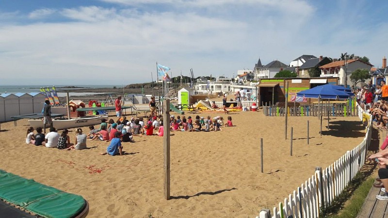 CLUB DE PLAGE  LES CORSAIRES