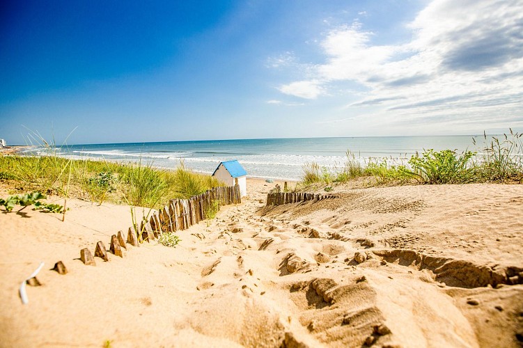 GRANDE PLAGE DE ST GILLES CROIX DE VIE
