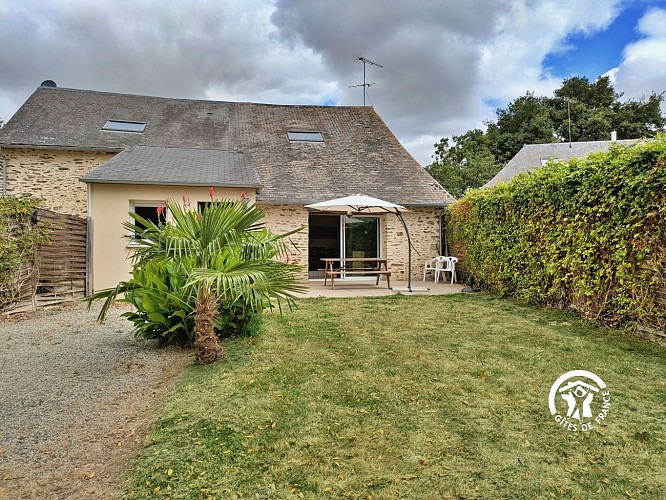 GÎTE DU PETIT LÉVARÉ, 6 PERSONNES