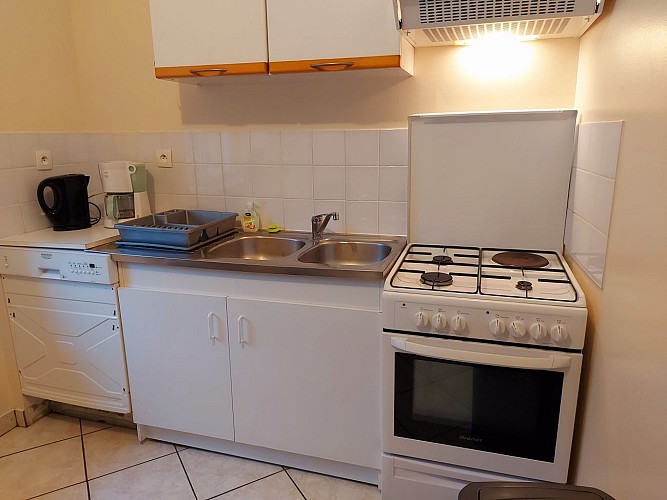 AU PRÉ DES POMMIERS