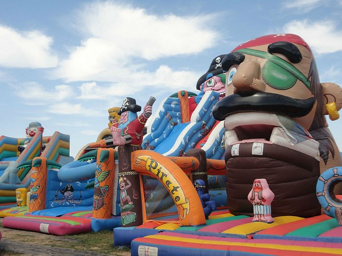 FUNLAND - L'ÎLE AUX PIRATES