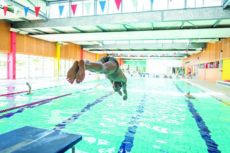 PISCINE DE LA BRETONNIERE