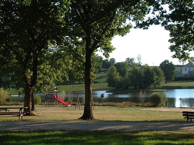 Saint Maurice et plan d'eau