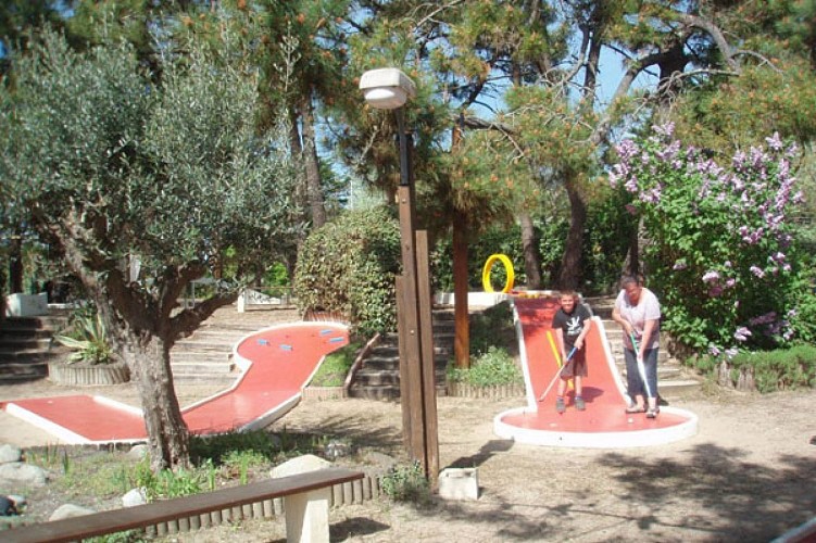Mini-golf Loisirs des Marines