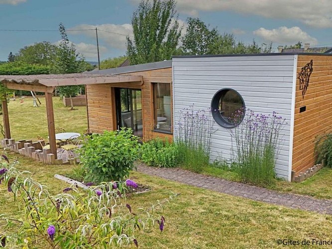 Les Cabanes des Loups