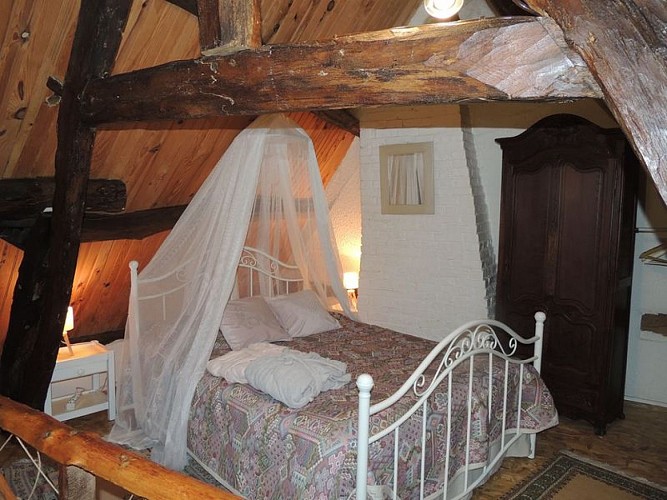 LAubesniere-Bellou-en-Houlme-800