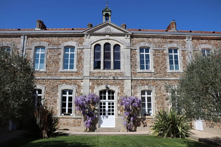 CHAMBRES D'HOTES LA MAISON D'OLIVIER - CHAMBRE ATELIER D'ECRITURE