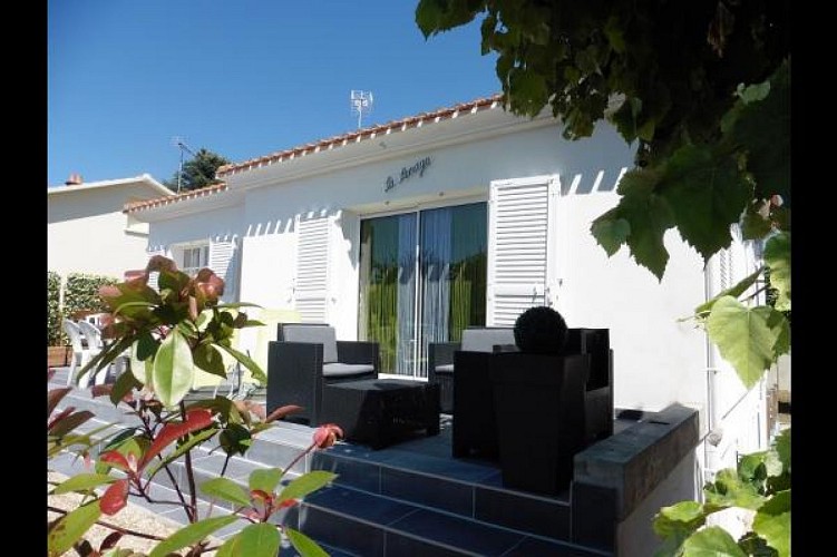 FROMENTINE MAISON 2 CHAMBRES à 400m de la plage