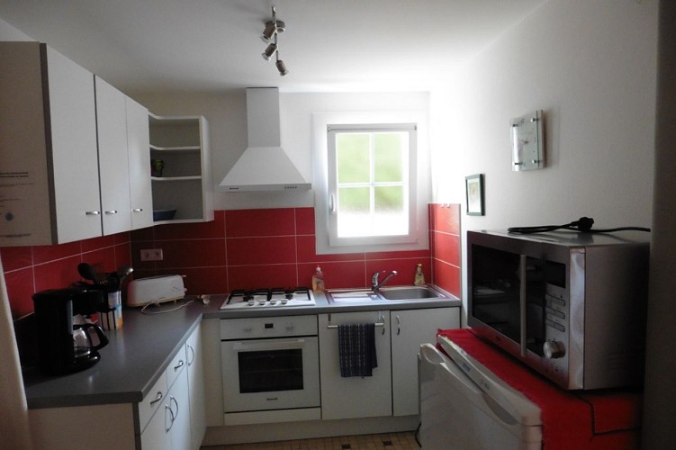 FROMENTINE MAISON sans vis-à vis à 400m de la plage