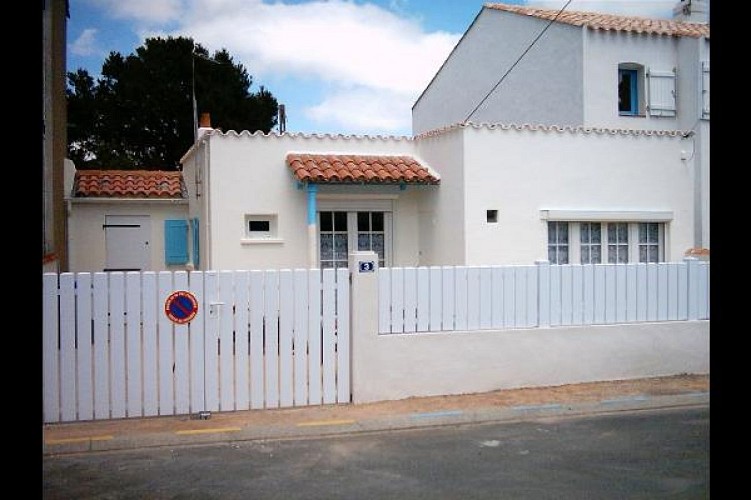 Maison située à Fromentine, à 100m de la plage