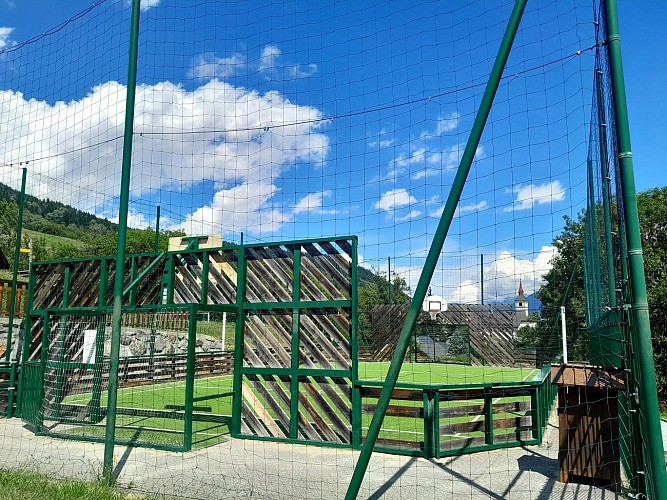 Aire de jeux pour enfants des Allues