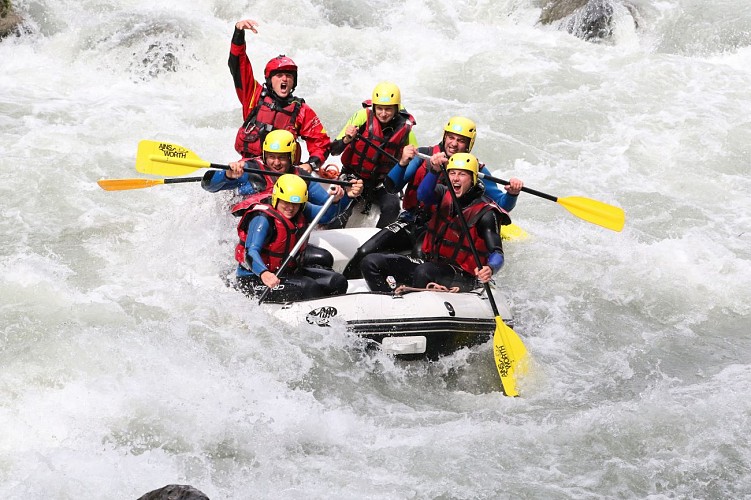 Evolution 2 - Le River Camp